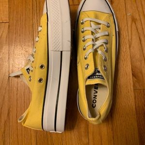 Sunshine yellow Never Been Worn Converse Women’s Sneakers- Size 8